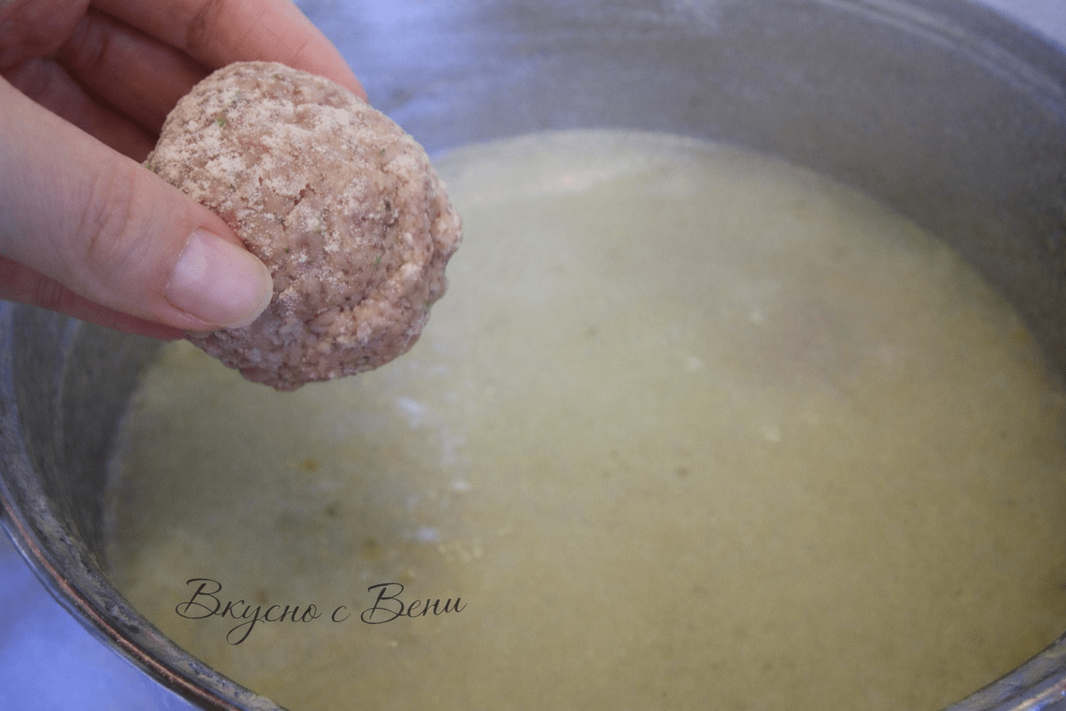 Кюфтета с брюкселско зеле в бял сос 🍽️-Стъпка-2830